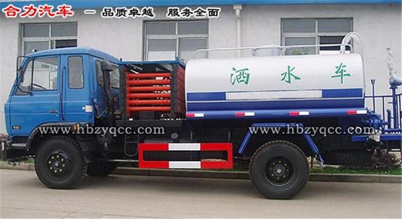 西藏國(guó)6綠化噴灑車(chē)使用方便