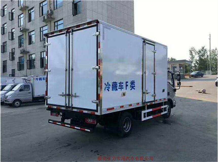 重慶藍(lán)牌C1可開冷凍品運(yùn)輸車北京可以上戶嗎