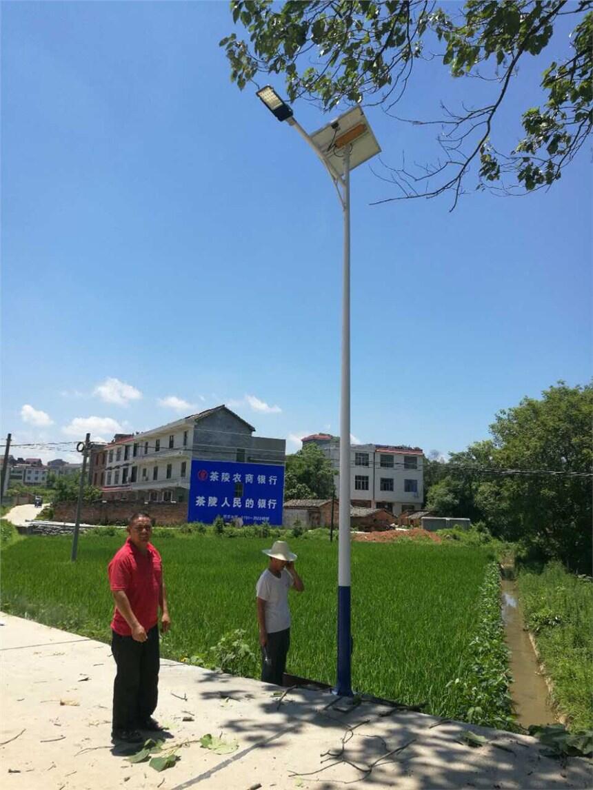 貴州普定通電LED路燈廠 普定太陽能路燈批發(fā)價