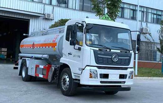 東風(fēng)天錦國六10噸運油車,SLS5180GYYD6A型運油車