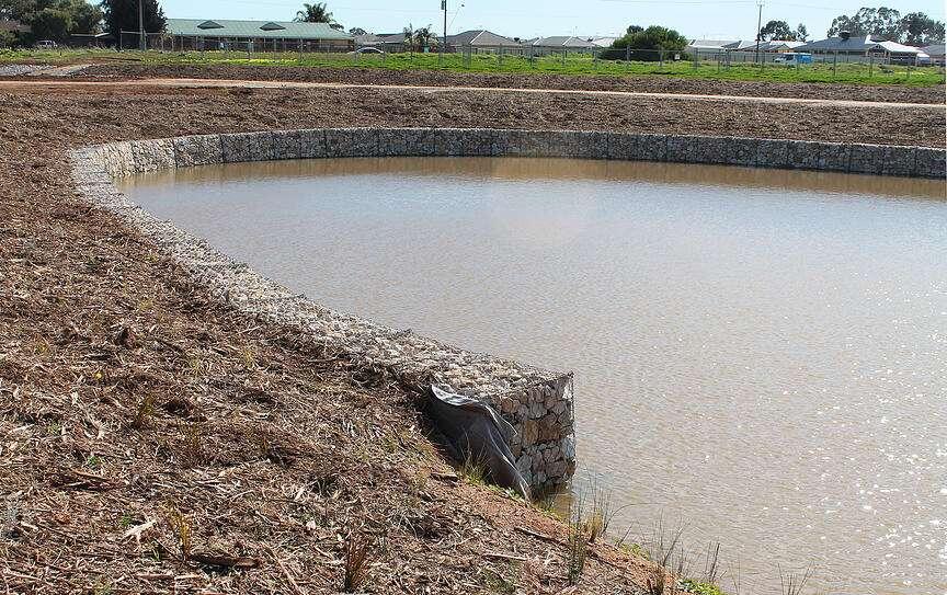 貴州河道修建格賓網(wǎng)擋墻--格賓籠價格