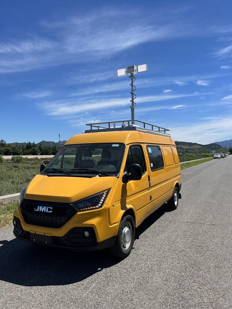 東風(fēng)皮卡搶險車、搶險指揮車、通訊指揮車