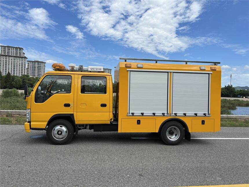 東風天錦帶隨車吊搶險搶險車|電力工程車|市政管網(wǎng)搶險車