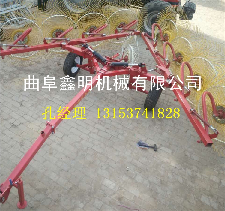 四輪懸掛摟草機  全自動牧草收集翻曬機 指盤式圓盤摟草機 液壓圓盤摟草機