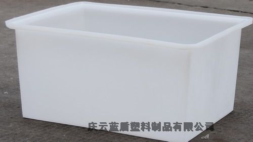 天津35噸塑料桶塑料水塔一體成型