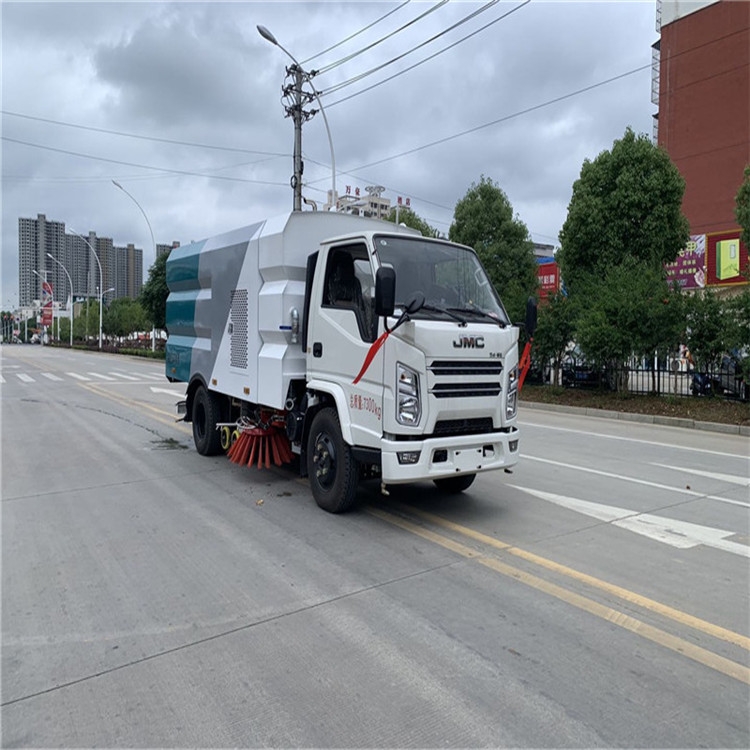 武漢市紅河哈尼族彝族自治州國六東風(fēng)多利卡D7洗掃車 藍牌國六掃路車洗掃車價格