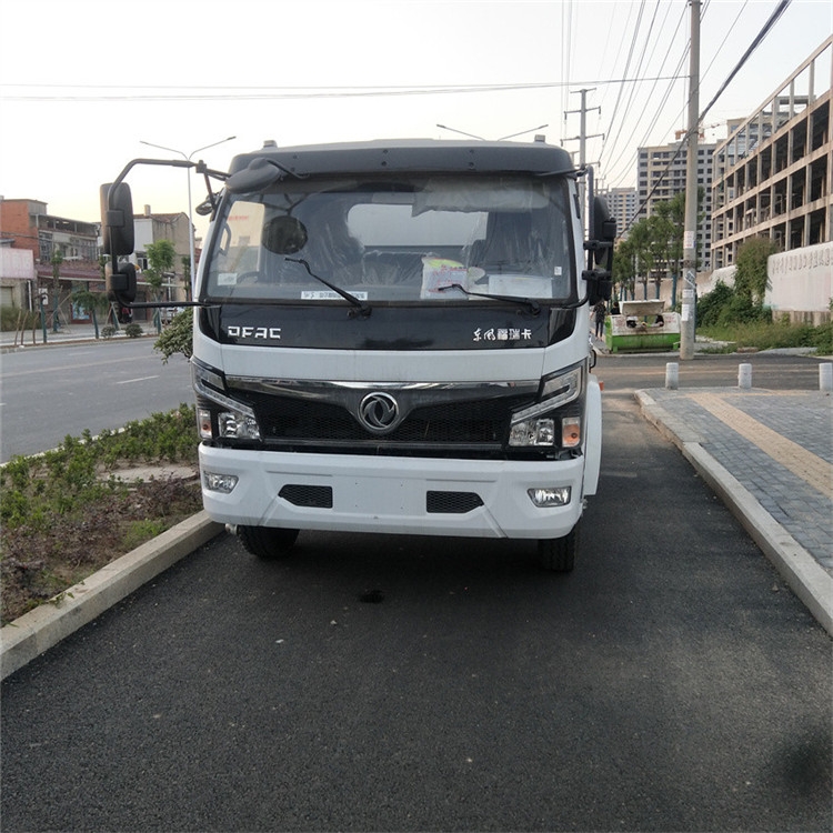 阜陽市東風(fēng)福瑞卡9噸園林綠化灑水車歡迎咨詢