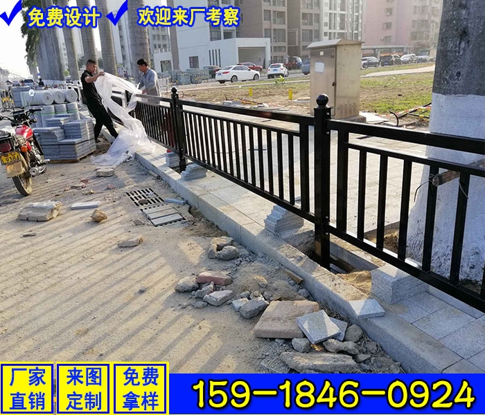 東莞人行道護欄木棉花雕刻圖案 市政道路護欄 永安鎮(zhèn)鐵藝欄桿