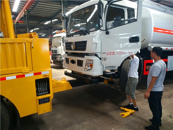 自貢施救車_土炮車那個廠家質(zhì)量好些