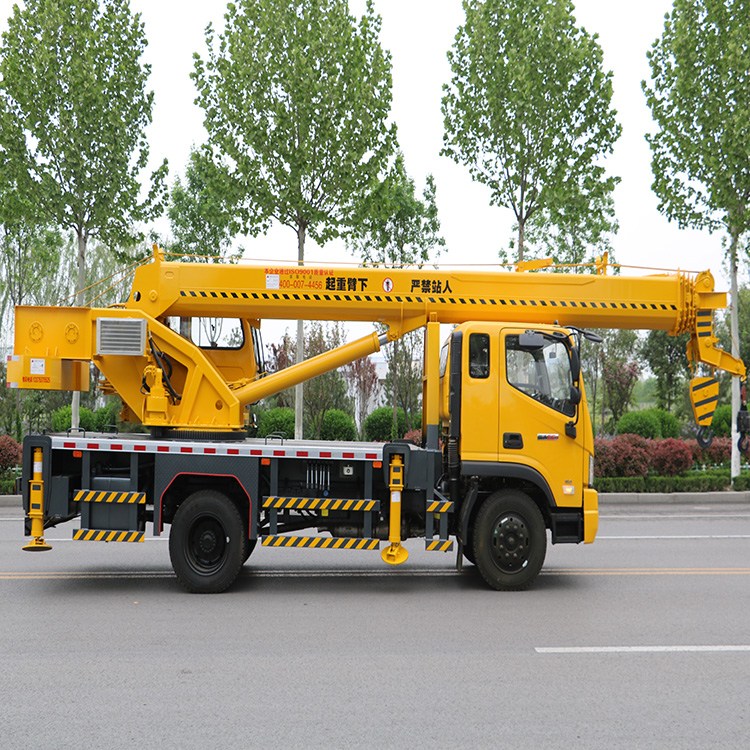 新款陜汽國六16噸吊車 可上牌進市區(qū) 16噸汽車吊參數(shù)報價表 價格實惠