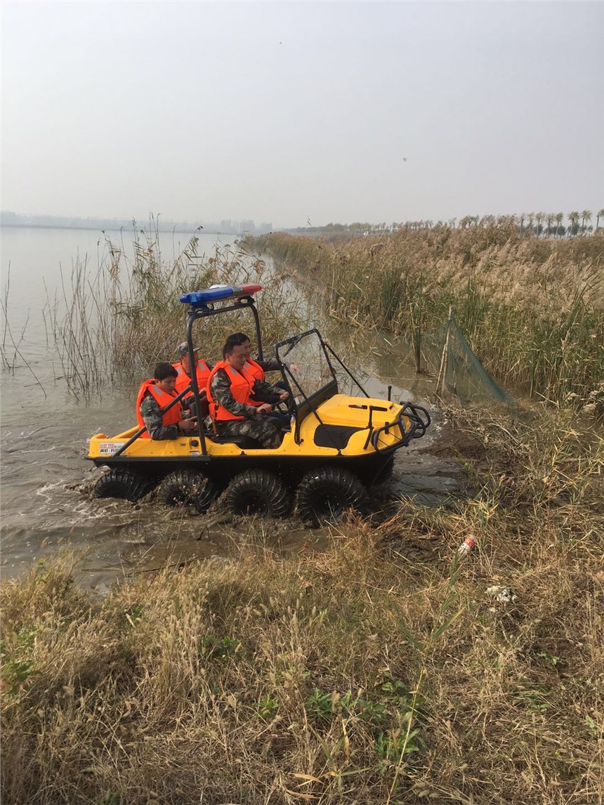 防汛水陸兩棲搶險車_水陸兩棲排澇全地形車參數(shù)