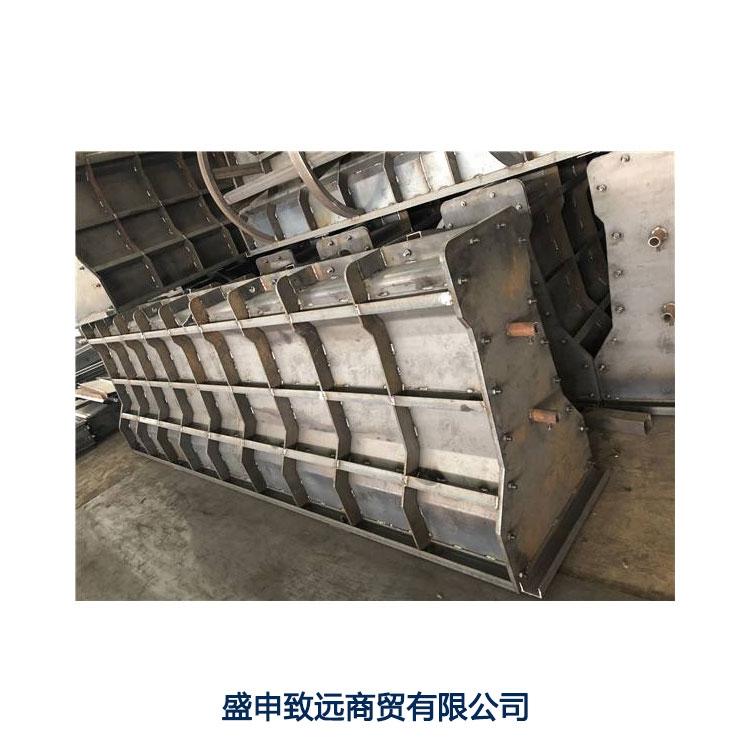 公路水泥隔離墩鋼模具水泥隔離帶模具欄桿隔離帶模具廠