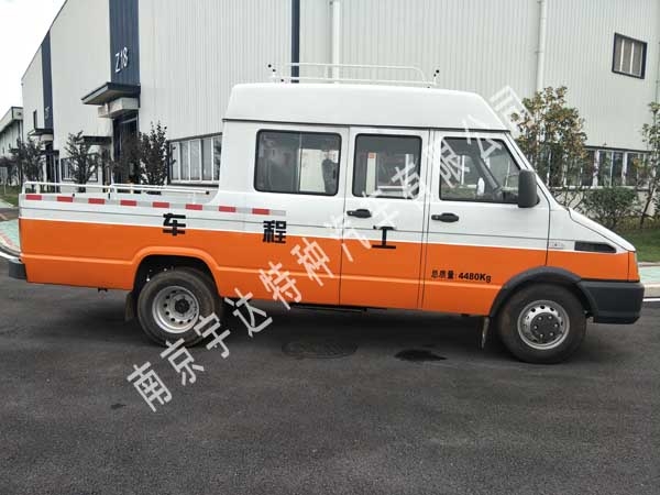 南京依維柯工程車(chē) NJ5046XGCZ5A-2