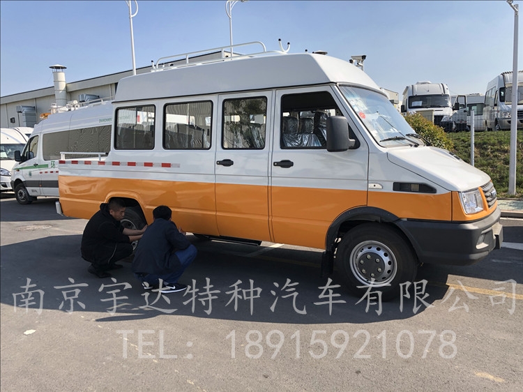 石油工程車  測(cè)井工程車   探礦工程車   鐵路養(yǎng)護(hù)工程車