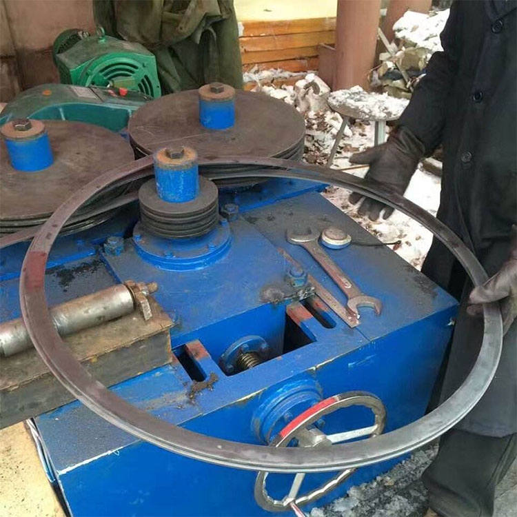 豫龍牌角鋼卷圓機(jī) 電動(dòng)液壓角鋼彎弧機(jī)使用須知