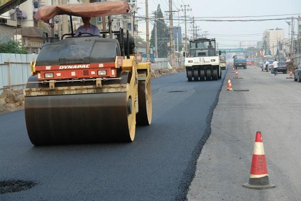 南山路面瀝青施工報價 瀝青攤鋪施工隊(duì)