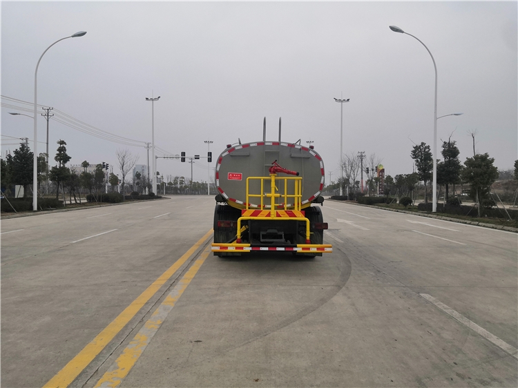 國(guó)六8噸東風(fēng)大多利卡灑水車(chē)-灑水車(chē)電話新報(bào)價(jià)2022已更新(今日/動(dòng)態(tài)）