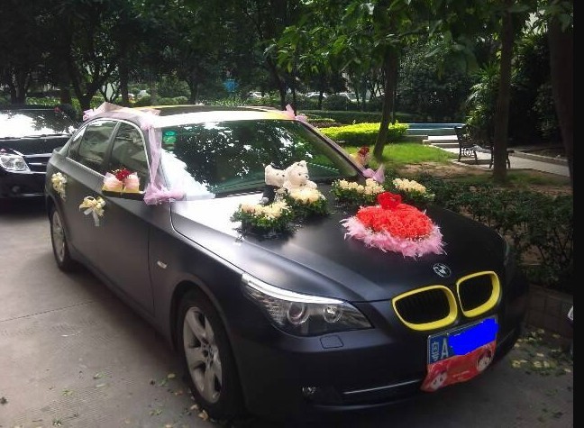 婚禮花車出租、婚慶花車、花車租賃、結(jié)婚花車出租１３５７０４２８７８