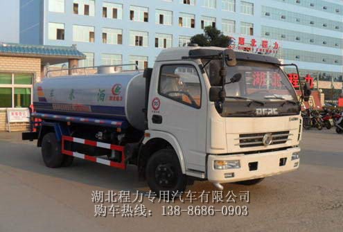 6噸灑水車 6噸園林綠化灑水車噴灑車 6噸灑水車價(jià)格與配置