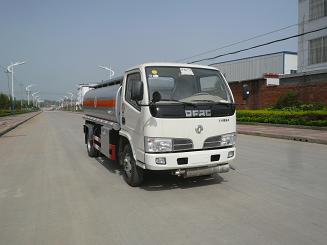 油罐車_東風(fēng)油罐車_小型油罐車-湖北成龍威專用汽車有限公司