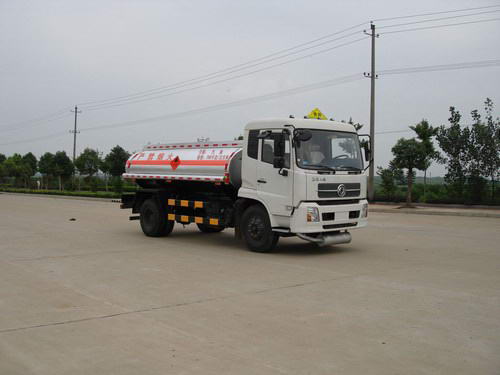 8.25立方米油罐車 運油車價格 湖北油罐車 新中昌廠家直銷