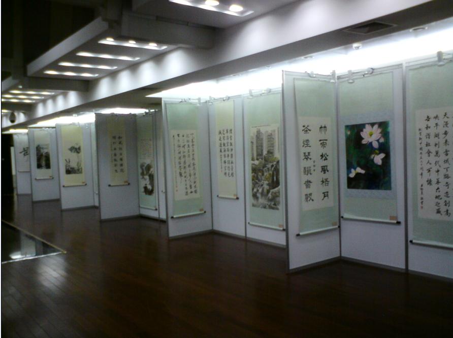 供應(yīng)展覽八棱柱屏風(fēng)，八棱柱展板屏風(fēng)，屏風(fēng)隔斷展板