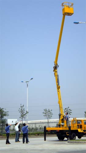 河南出租高空作業(yè)車|河南高空作業(yè)車出租