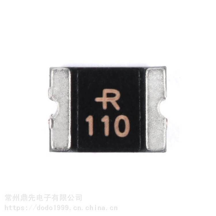 供應(yīng)SMD1812P300TF貼片自恢復(fù)保險(xiǎn)絲