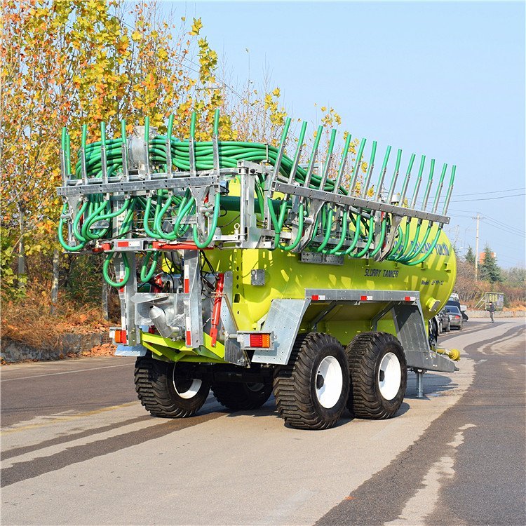 遼寧廠價批發(fā)沼液施肥車大型液態(tài)肥施肥噴灑車