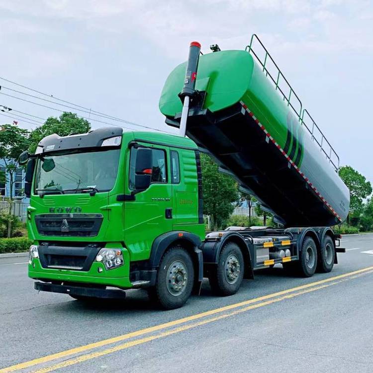 重汽豪沃前四后八污泥自卸車28方四橋泥漿運(yùn)輸車環(huán)衛(wèi)淤泥轉(zhuǎn)運(yùn)車