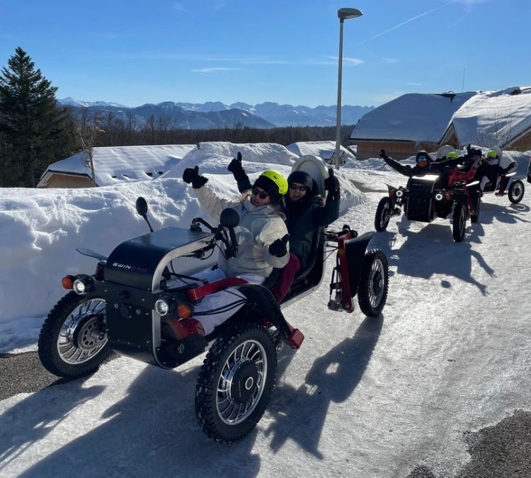 景區(qū)娛樂觀光車越野蜘蛛車雪地沙灘山地攀爬車