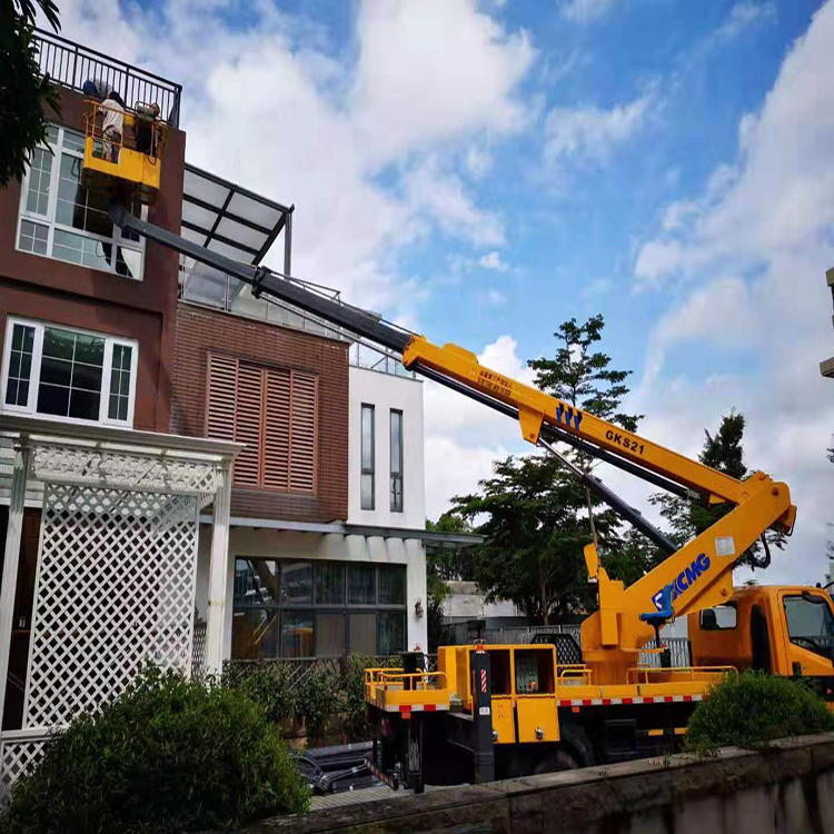 祥順機(jī)械本地直臂升降車出租各種高度噸位大牌設(shè)備就近派車