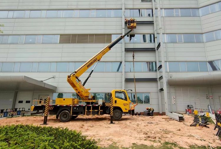 云梯車高空作業(yè)車供應操作靈活方便公司實力雄厚