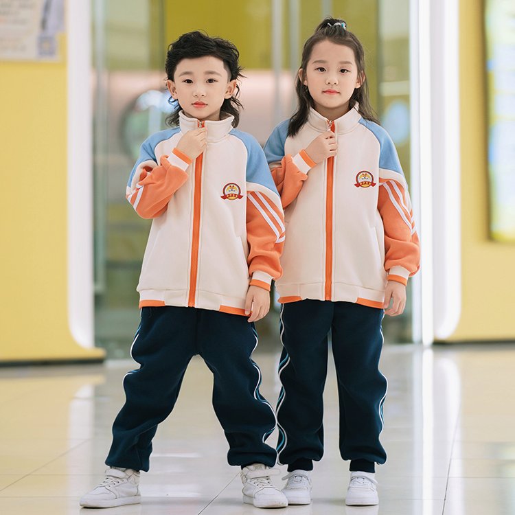 小學(xué)生班服校服廠家秋季套裝運(yùn)動會服裝幼兒園園服