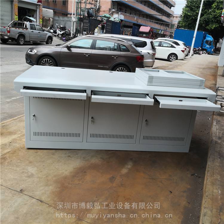 博毅弘PC電腦機(jī)柜車間可移動(dòng)電腦柜三聯(lián)操作臺(tái)鈑金機(jī)箱柜加工定制