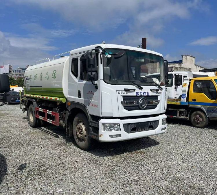 環(huán)衛(wèi)灑水園林綠化城市降塵運(yùn)水車上戶無憂支持分期