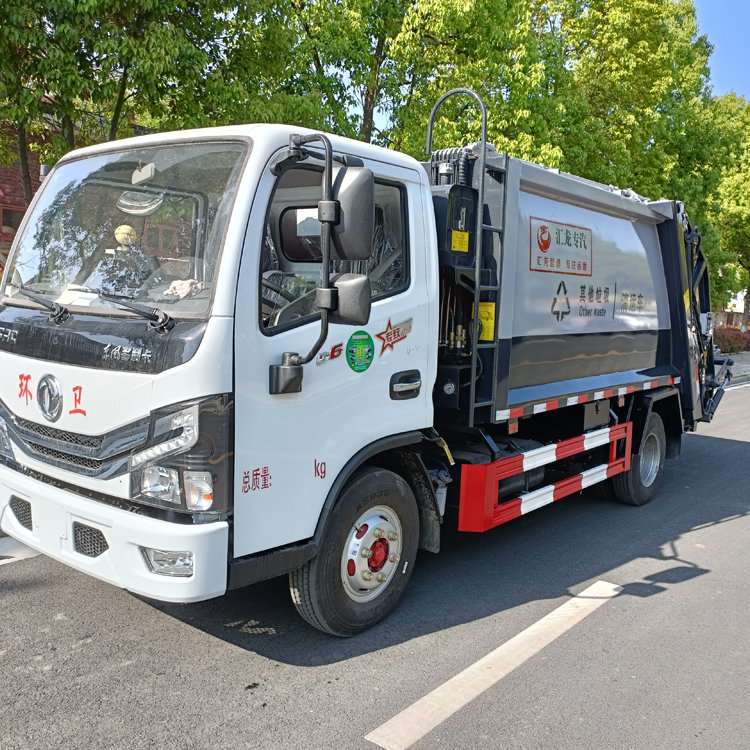 小區(qū)物業(yè)大型壓縮垃圾車生活街道垃圾清運車運行平穩(wěn)新能源廠家