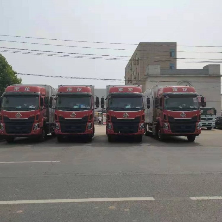 東風(fēng)柳汽6.8米鋁合金豬苗運輸車四層變二層豬崽轉(zhuǎn)運車