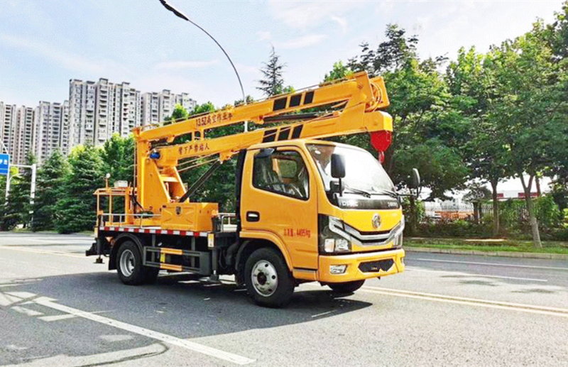 江淮40米高空作業(yè)車高空搬運(yùn)車廠家直發(fā)有現(xiàn)貨