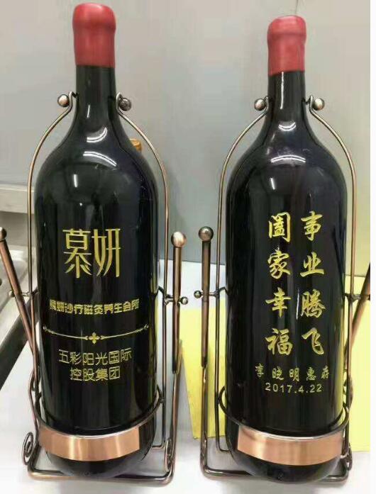 個(gè)性禮品加工酒包裝刻字木質(zhì)酒盒激光打標(biāo)私人訂制