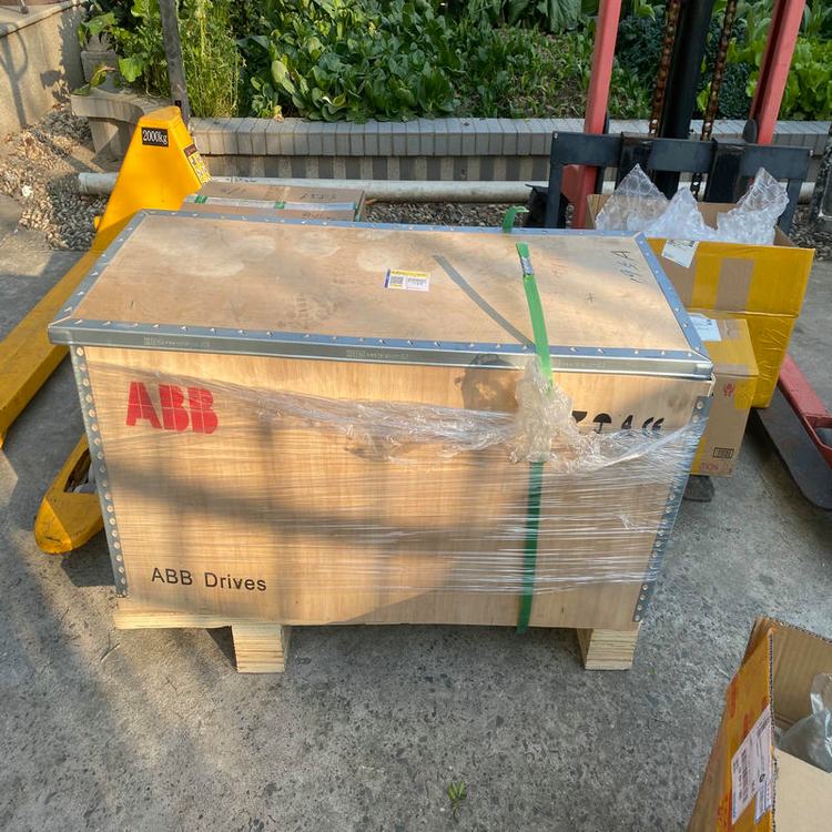 ACS550-01-087A-4ABB三相通用變頻器ACS550系列三相電壓380-480V