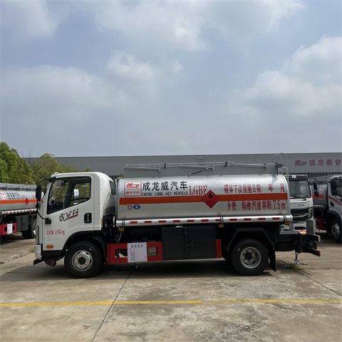 5噸油罐車(chē)解放7.5方流動(dòng)式加油車(chē)運(yùn)油車(chē)專(zhuān)業(yè)廠家手續(xù)齊全