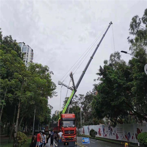 力勃羅湖吊車(chē)出租深圳福田隨車(chē)吊租賃下水徑高空作業(yè)車(chē)