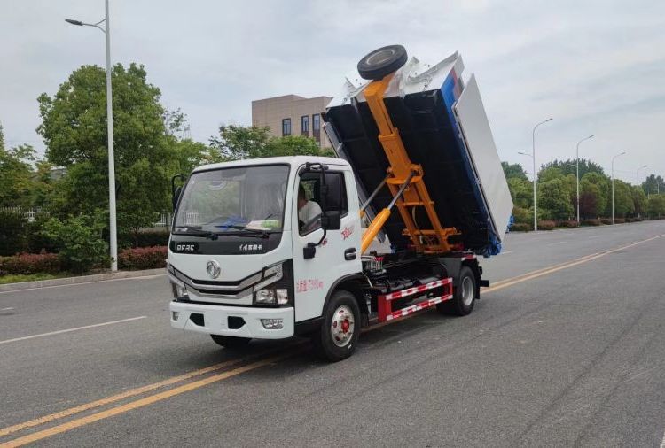 東風(fēng)20方污泥運輸車10噸箱式自卸污泥車液壓全密封污泥轉(zhuǎn)運車