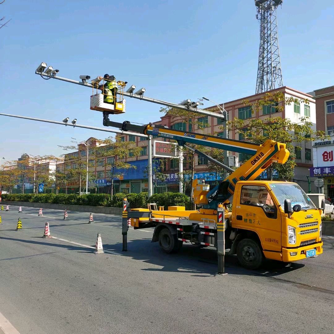 祥特吊車(chē)出租可高空升降吊籃載人車(chē)載式曲臂直臂升降車(chē)