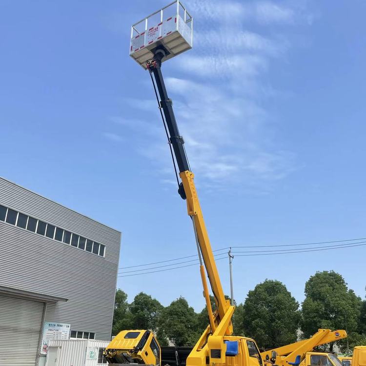 陜西西安藍(lán)牌25米登高作業(yè)車廠家包送車