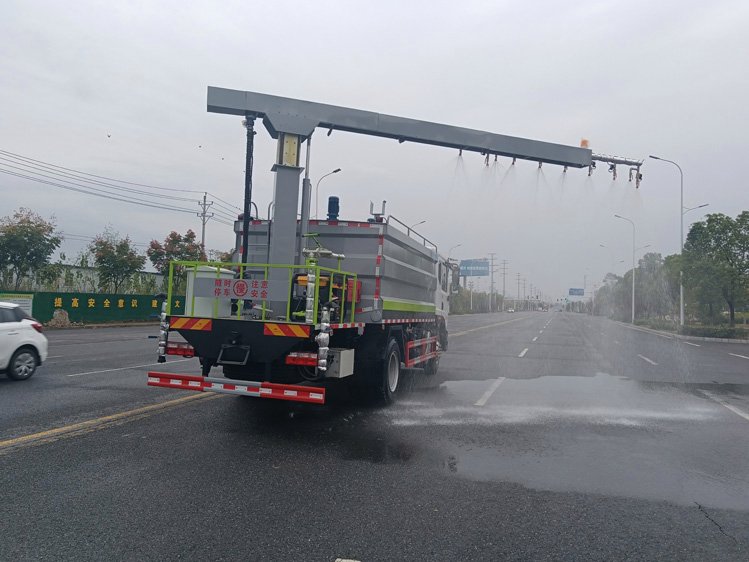 12噸鐵路抑塵車東風D9固化劑噴淋車山西呂梁15噸智能化鉤擋停噴