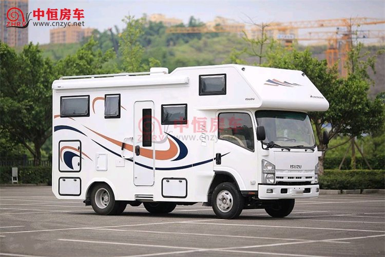 中恒汽車(chē)五十鈴700P房車(chē)空間大輕卡房車(chē)駕駛性能天花板