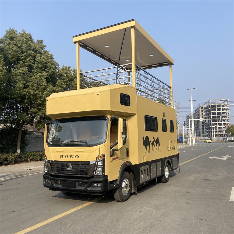 藍牌自動擋升降頂輕卡房車重汽豪沃C型旅居車私人定制旅游車廠家