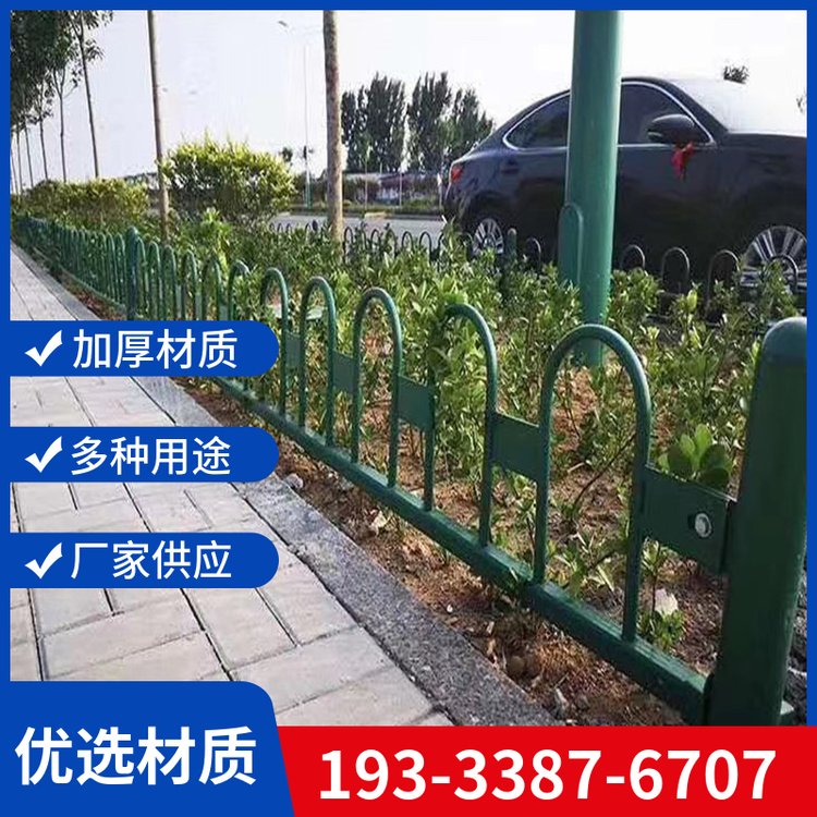 草坪護欄柵欄pvc塑鋼護欄花壇花園圍欄小區(qū)公園菜園園林綠化護欄